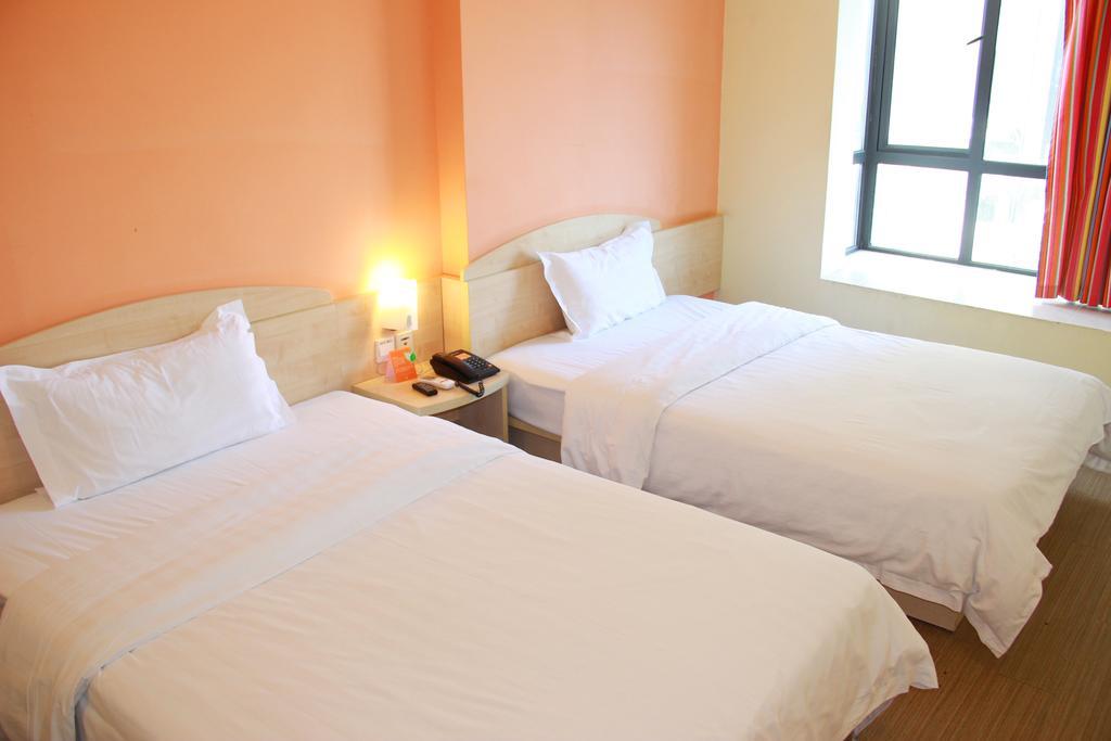 7Days Inn Premium Guangzhou Tianhe West Tiyu Road Subway Station Ngoại thất bức ảnh