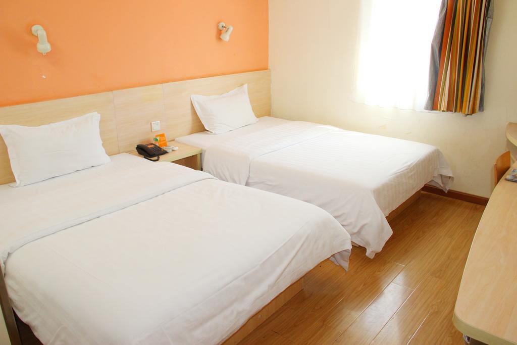 7Days Inn Premium Guangzhou Tianhe West Tiyu Road Subway Station Ngoại thất bức ảnh