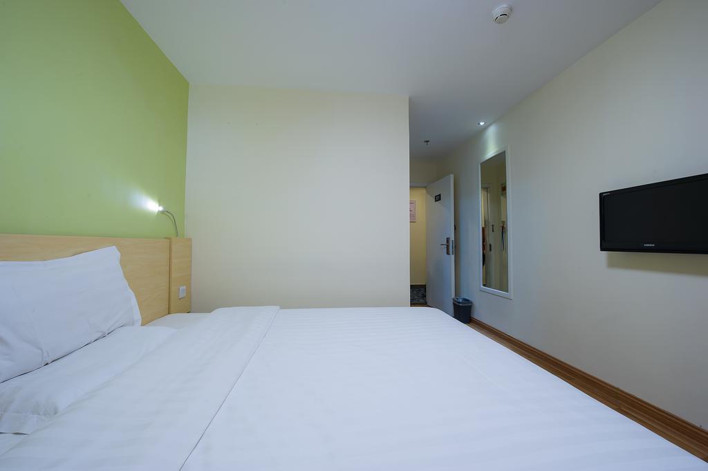 7Days Inn Premium Guangzhou Tianhe West Tiyu Road Subway Station Ngoại thất bức ảnh
