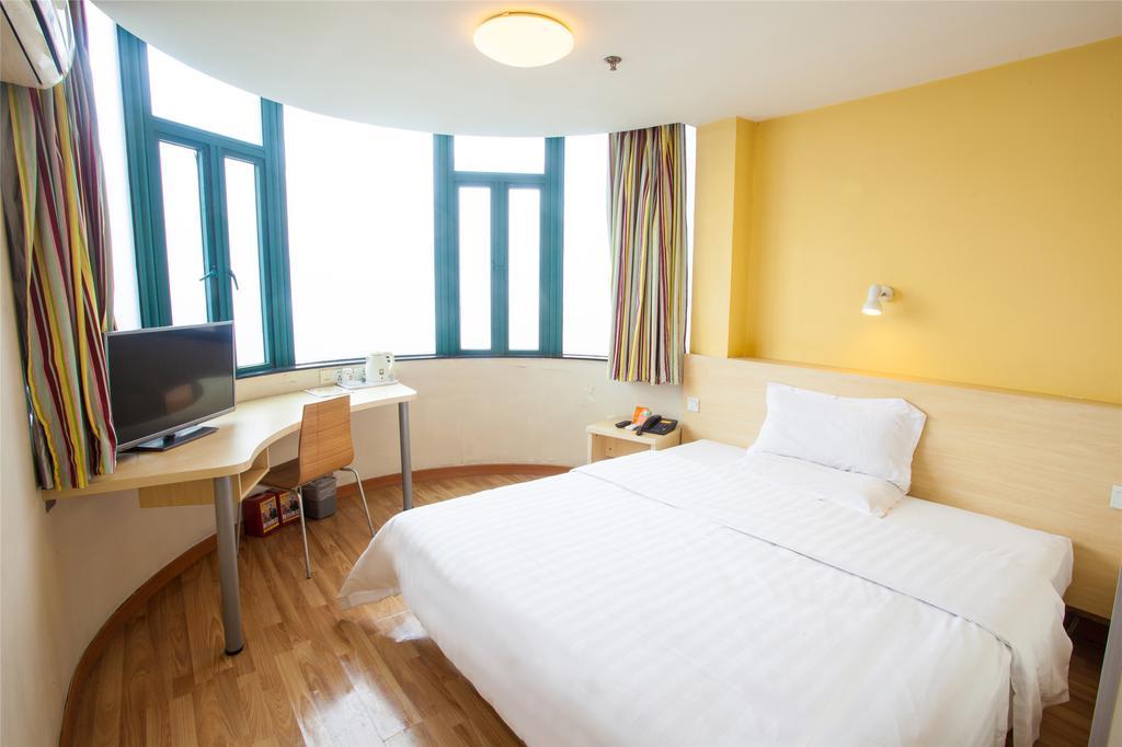 7Days Inn Premium Guangzhou Tianhe West Tiyu Road Subway Station Phòng bức ảnh